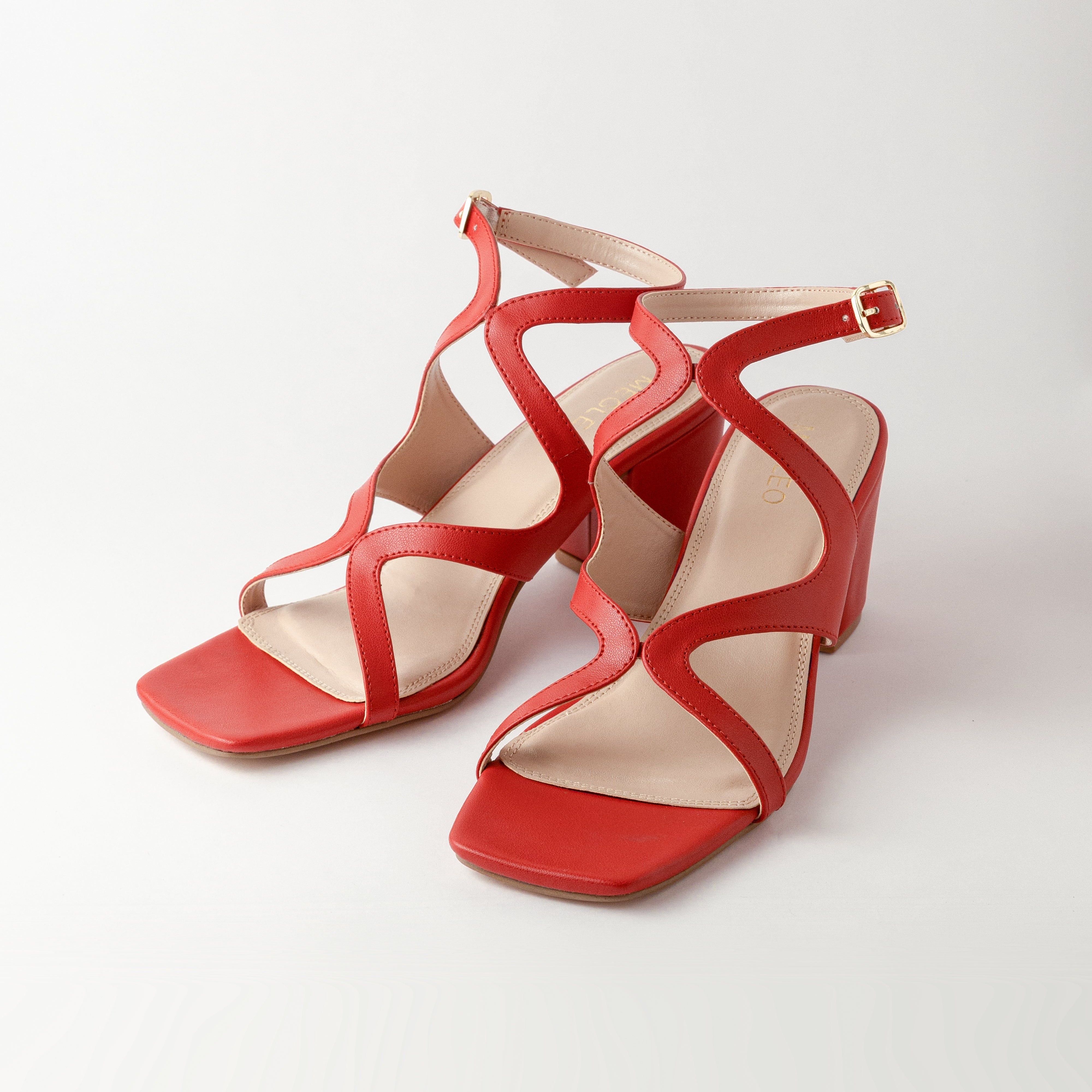 Image of Twisted Block Heels - Red