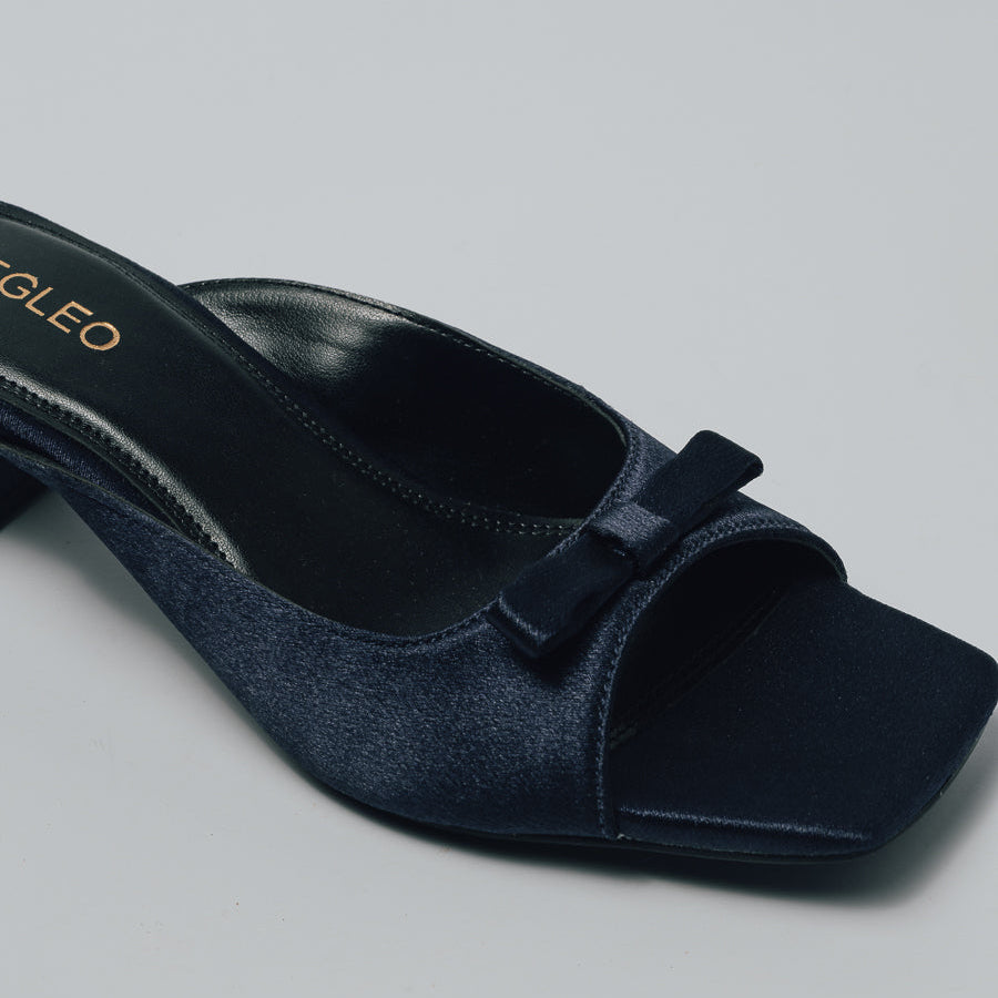 Image of Lucy - Satin blue