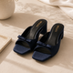 Lucy - Satin blue