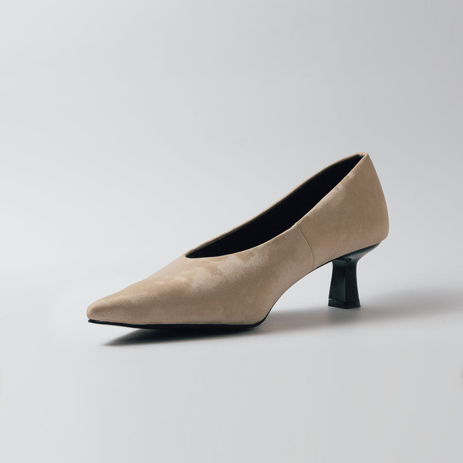 Image of Veloura- Off White